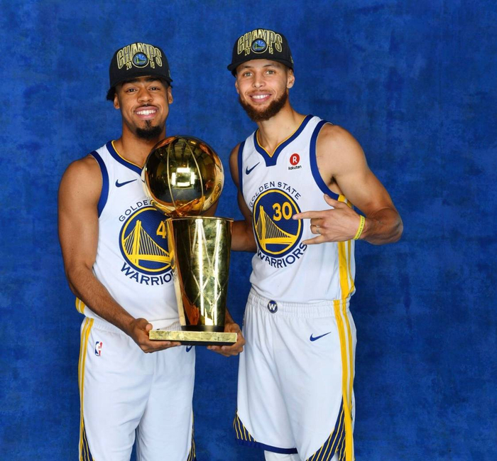 特别助理 特别助理